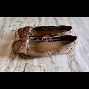 Clarke a Leather Flat with Bow Detail